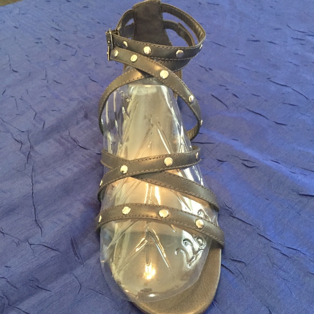 American Eagle size 11 Gladiator Sandals